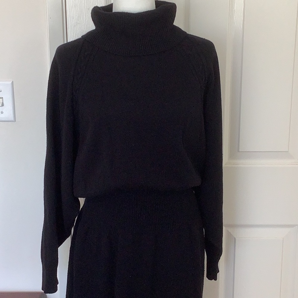IFI Knits Black Raglan Sleeve Relaxed Turtleneck Midi Sweater Dress